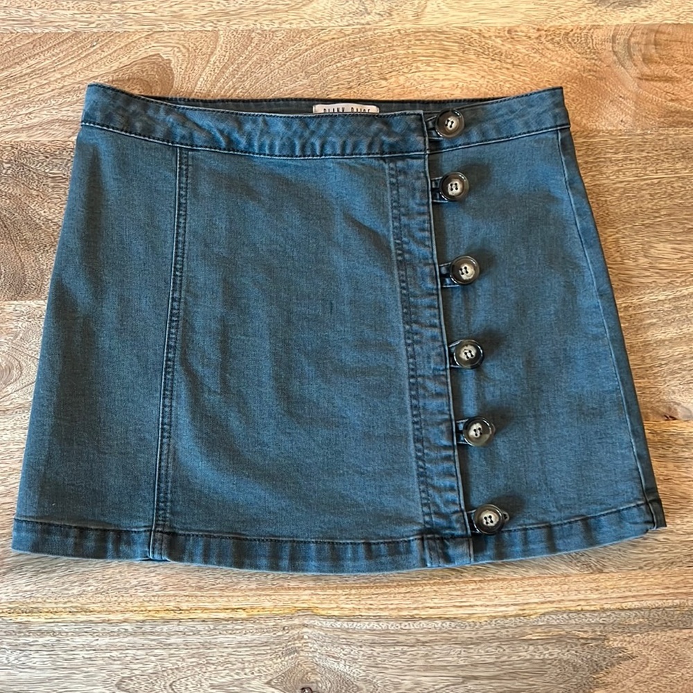 Blank Paige Denim Button Up Skirt, Size M. Never worn.